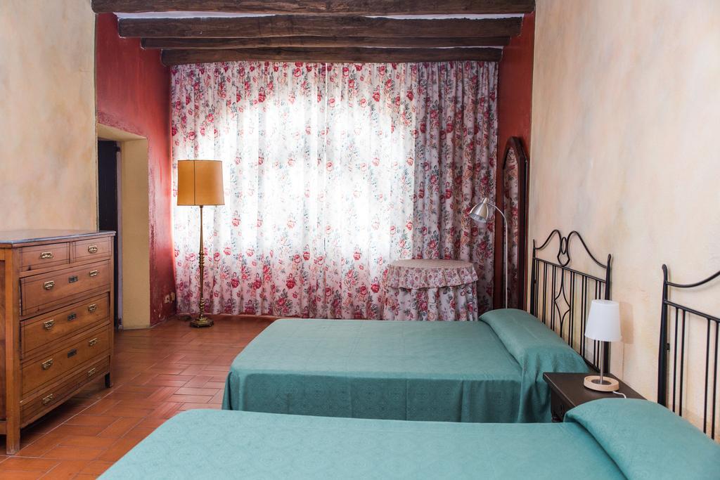 Apartaments Can Gibert Castello  D'Empuries Exterior photo