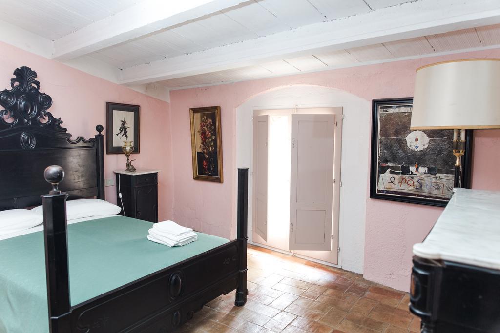 Apartaments Can Gibert Castello  D'Empuries Exterior photo