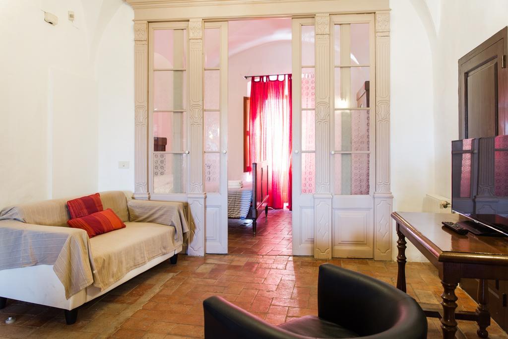 Apartaments Can Gibert Castello  D'Empuries Exterior photo