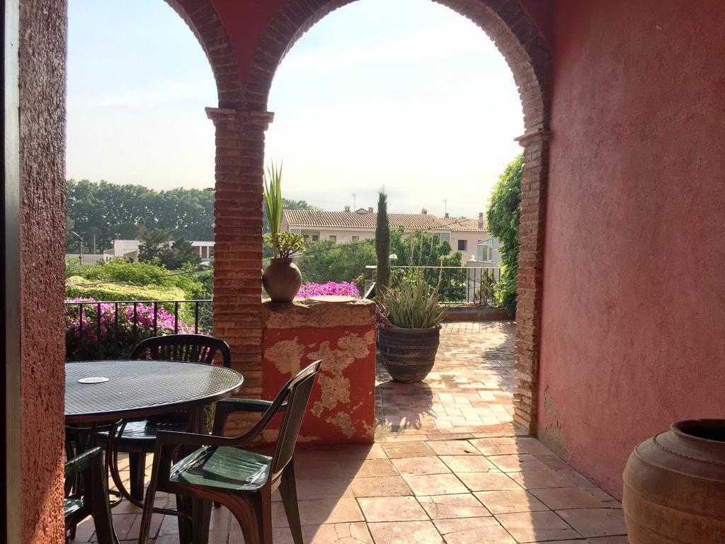 Apartaments Can Gibert Castello  D'Empuries Exterior photo