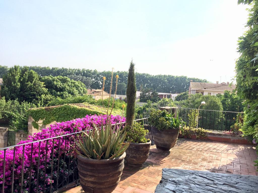 Apartaments Can Gibert Castello  D'Empuries Exterior photo
